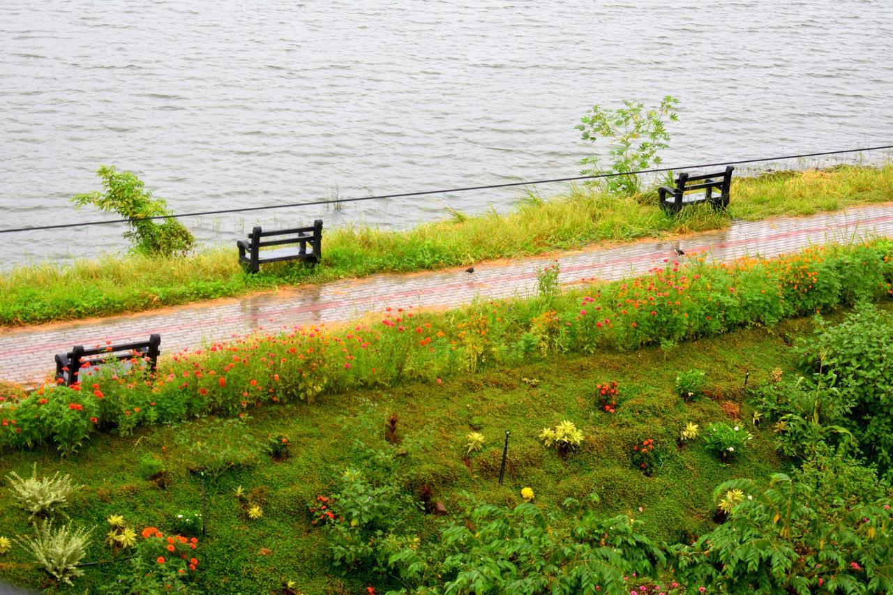 Lake City Resort Anuradhapura Eksteriør billede