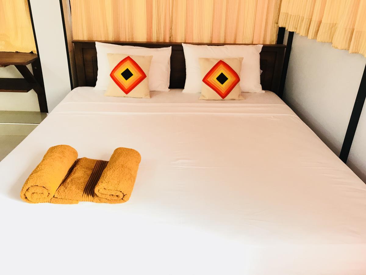 Lake City Resort Anuradhapura Eksteriør billede