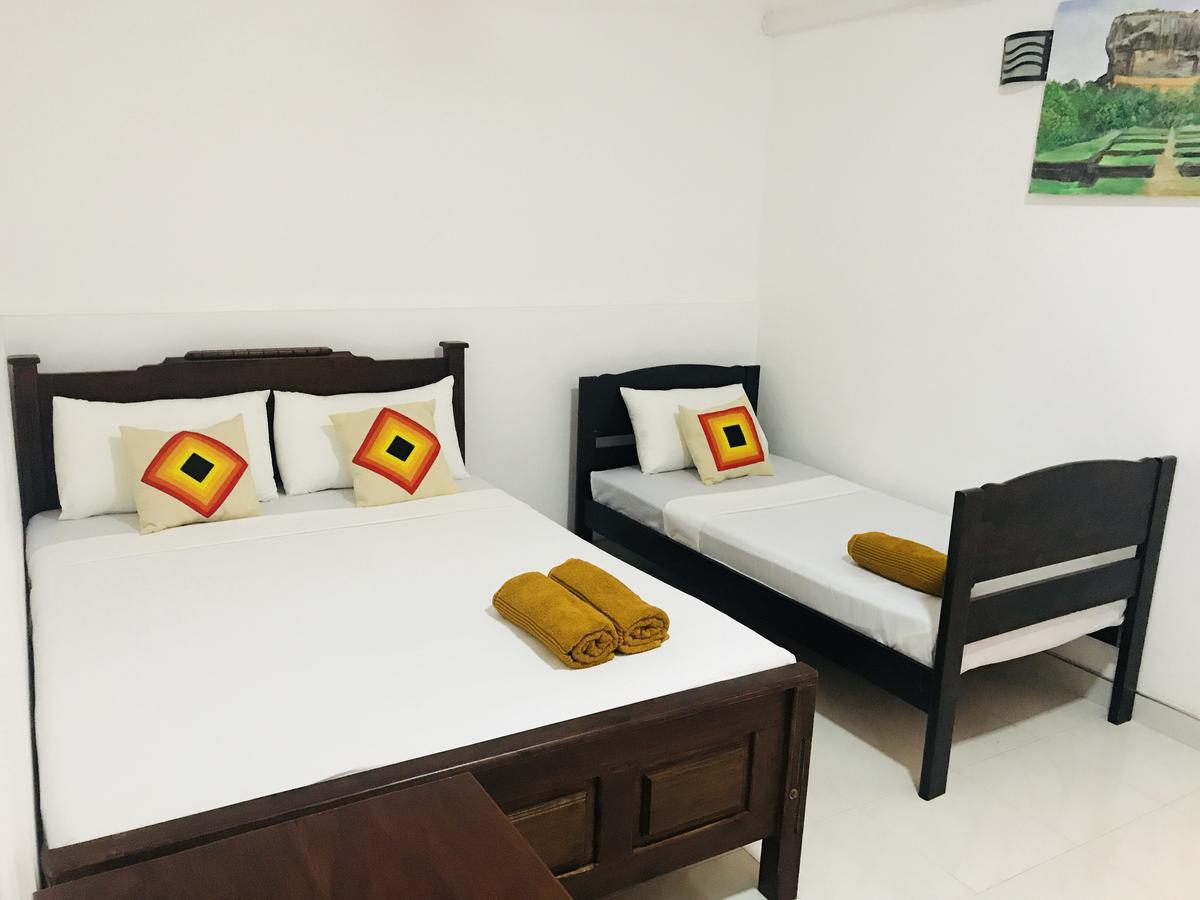 Lake City Resort Anuradhapura Værelse billede